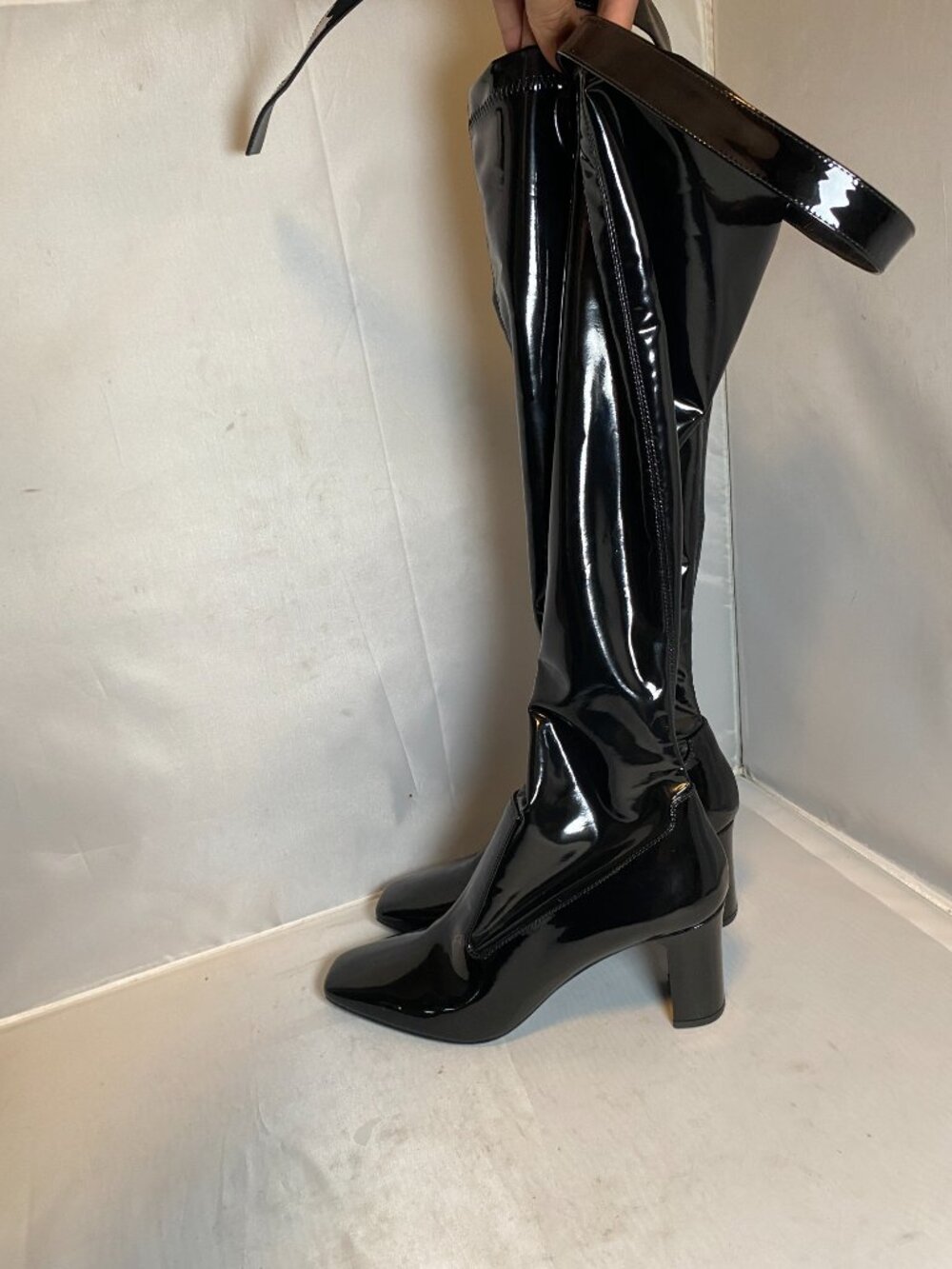 Saint Laurent Elle patent leather Boots 40.5 - Picture 2 of 8
